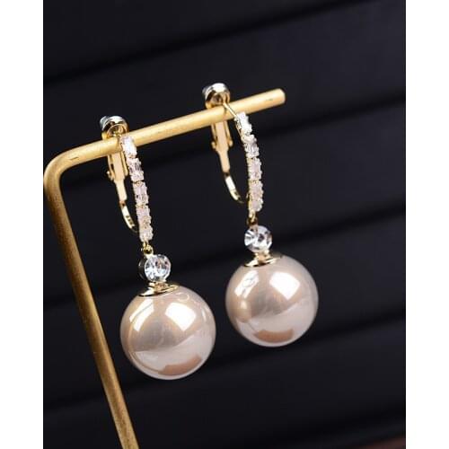 Korea New White Imitation Pearls Round Stud Earrings for Woman Luxury Cz Crystal Statement Earrings Female 2021 Jewelry Gifts