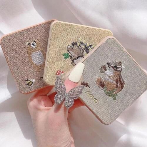 NOVO 9-color Embroidered Eyeshadow Palette Student Glitter Matte Pearlescent Waterproof Long-lasting Earth Color Eye Makeup