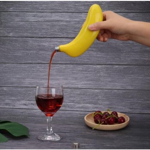 5oz Banana Shaped Hip Flask Pot Stainless Steel Wine Bottles Kitchen Bar Drinking Accessories SN151
