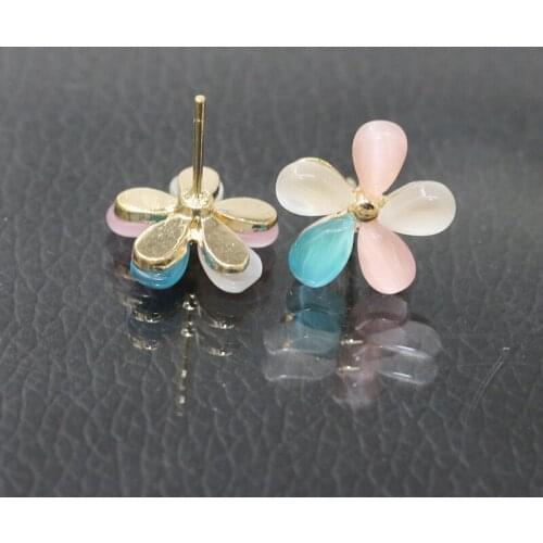 5 Leaf Clover Flower Golden Crystal Clear Opal Stud Earrings for Women Fashion Ear Piercing Jewelry