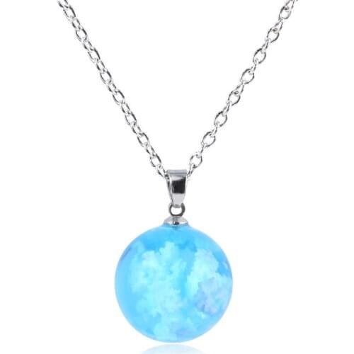 Fashion Creative Blue Sky White Clouds Transparent Round Ball Shape Resin Pendant Necklace Chain Jewelry Accessories Gift