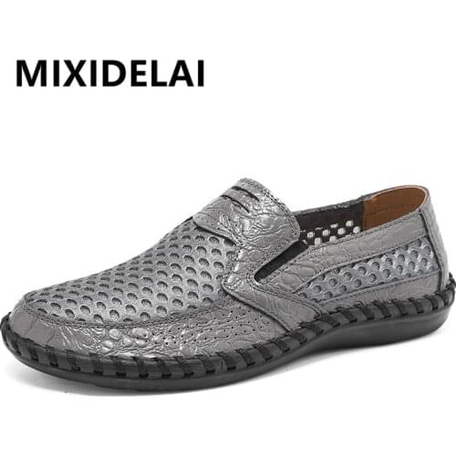 Summer Large Size Men Sneakers Fashion Comfortable Men Casual Shoes Breathable Mesh Mens Shoes Outdoor Lightweight Flat Shoes