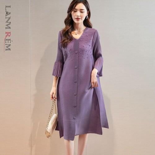 LANMREM 2021 Autumn New Pleated Nail Bead Dress Women Three Quarter Sleeves Single Breasted Dresses Female Fashion 2W492