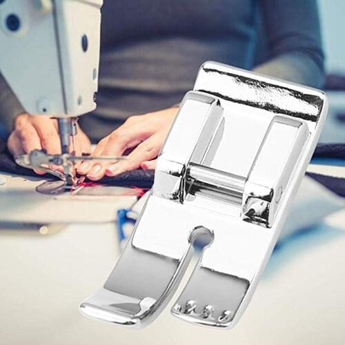 Traight Stitch Sewing Machine Presser Foot 7304 Fits most machines that use snap-on accessories such as Singer, Brother