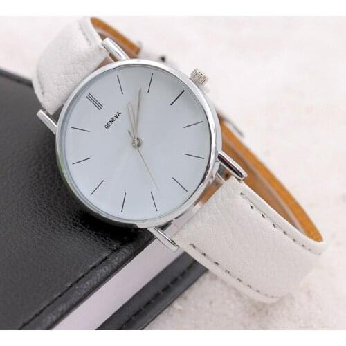 2019 New Listing Fashion Casual Mens Watches Solid Color Men Business Waterproof Boys Watch Mens Quartz Wristwatches Gift Clock