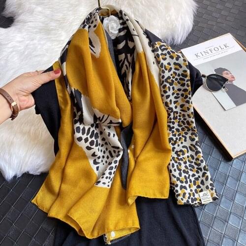 2021New design brand women scarf fashion print cotton spring winter warm scarves hijabs lady pashmina foulard bandana plaid