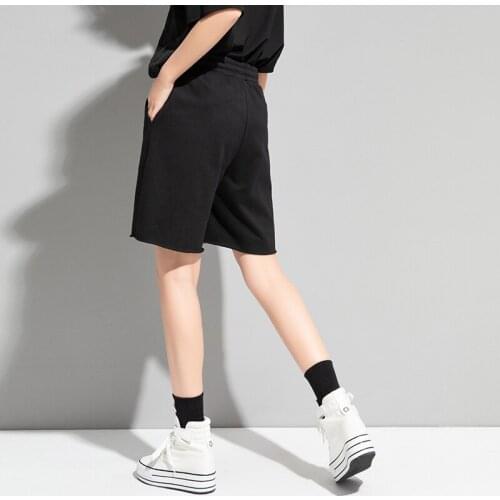 Designers dark personalized thin loose wide leg pants summer new elastic waist mens and womens casual shorts