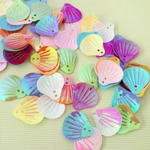 120pcs 20mm*18mm mixed color shimmering shell party wedding decoration 2 holes decorative sequins The patch on the dress.-C41A