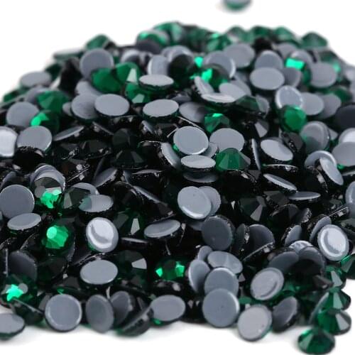 Ss6,ss10,ss16,ss20,ss30 Emerald Color DMC Iron On Rhinestones/Hot fix Crystal Rhinestones Strass Sewing & Fabric Garment stones