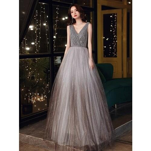 Luxury Gray Prom Dresses V-Neck Shiny Beading Sashes A-Line Backless Sleeveless Wedding Guests Party Celebrity Evening Gown 2021