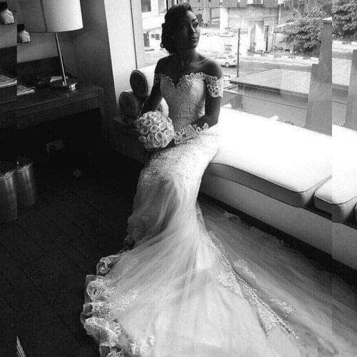 African Princess Lace Appliques Plus size Wedding Long Sleeves Bride Dresses Robe de Mariee