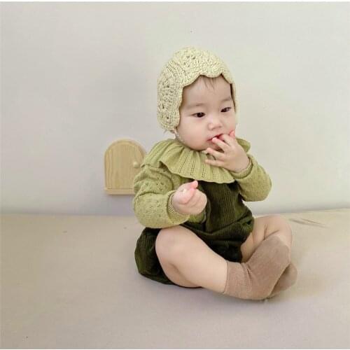 Girls' exotic Green Corduroy suspenders girls' lovely one-piece climbing suit with lotus leaf collar sweater two pieces set