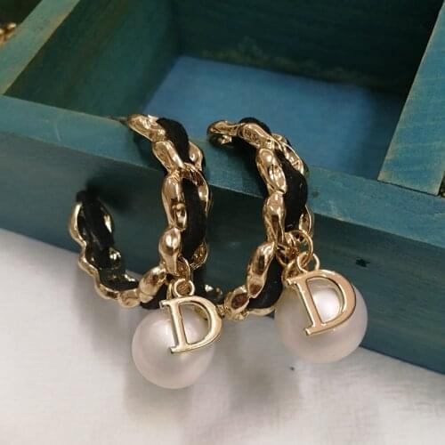 Vintage letter C hoop handemade resin pearl stud earring jewelry for women 2021