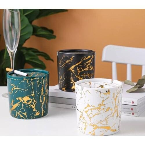 Ceramic Ashtray with Lid Living Room Desktop Ashtray Ornaments Home Decoration Hotel Service Supplies
