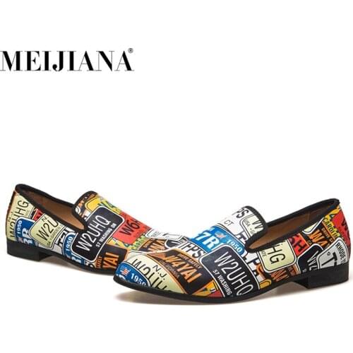 MEIJIANA Moccasins Driving Runway Luxury Stars Printed Color Flower Men Designer Leather Loafers Genuine Floral Casual Loafers