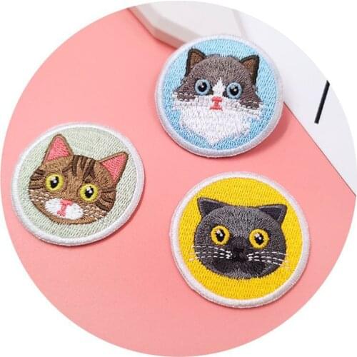 2 pcs Embroidered Cloth Patches cute Cat Iron-on Lovely Embroidery Stickers DIY Patch Cats Clothing Appliqued Badges