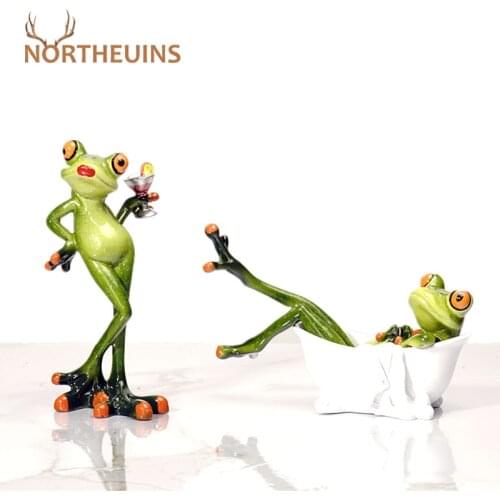 NORTHEUINS Resin Frog Miniature Figurines Animal Statue Desk Decoration Souvenirs for Home Modern Christmas Home Decor Loft Gift