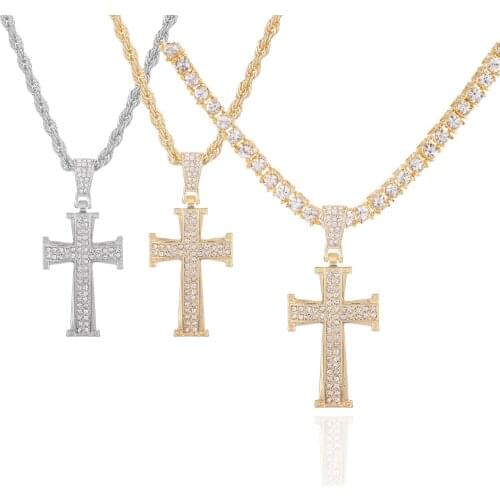 High Quality Cross Pendant Gold Color Iced Out Micro Pave CZ Pendant Hip Hop Fashion Delicate Jewelry Gift For Women