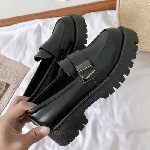 Womens Derby Shoes Black Flats British Style Casual Female Sneakers Ladies' Footwear Shallow Mouth Loafers With Fur Soft 2020