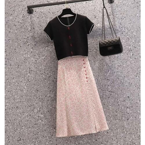 Two Piece Set Women Summer Knitted T-shirt Top and Flower print A-Line Skirts 2pcs Set Female Korean Casual Clothes Skirt Suits