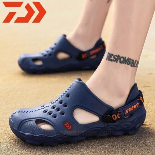 2021 DAIWA Fishing Shoes Mens Outdoor Mountaineering Beach Sports Shoes Daiwa Slippers Summer Sandals Non-slip Fishing Shoes