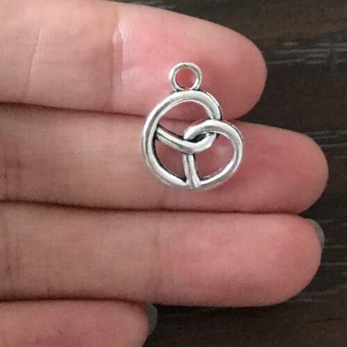 20PCS DIY Charm Pretzel Flower Charms Zinc Alloy Pretzel Pendant for Bracelet Necklaces Earrings bookmarks zipper pulls