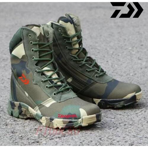 Daiwa Winter Outdoor Unisex Warm Fishing Boots High Camouflage Waterproof Non-slip Wearable Fishing Trekking Camping Sneakers