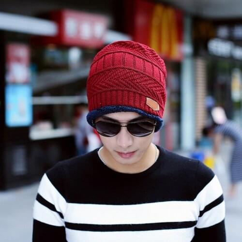 Q 2021 Women Men Winter Supplies Knitted Hat Neckerchief Fashion Woolen Yarn Beanies Fashion Keep Warm Adult Ski Cap