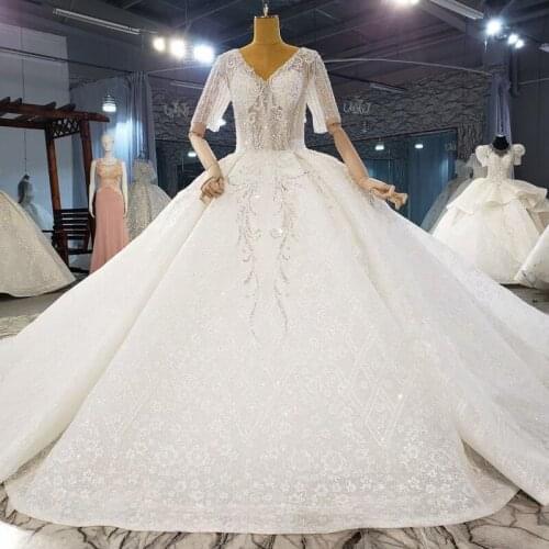 3 4 Sleeves Long Wedding Dresses Ball Gown Sheer V Neck Cap Sleeves Lace Appliqued Real Image Designer Bridal Gowns