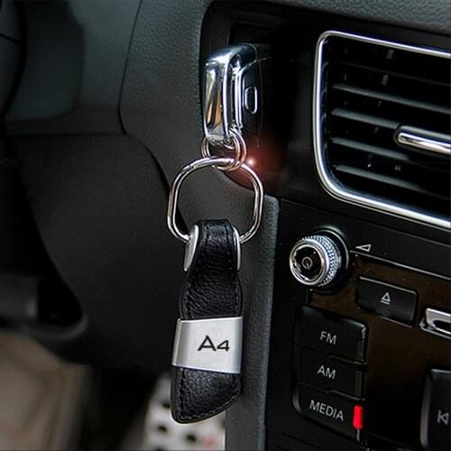 Car Logo Key Holder Leather Keyring Ring for Audi A4 A6 A8 Q3 Q7 A3 TT 8P 100 8L C7 8V A1 S3 Q3 A8 B9 S line A7 Auto Accessories
