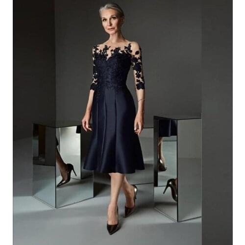 Gorgeous Prussian Blue Knee Length Mother of the Bride Dresses Lace Applique with Three Quarter Sleeves Wedding Guest Gowns 2021