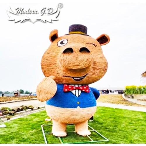 Outdoor landscape cartoon Scarecrow sculpture