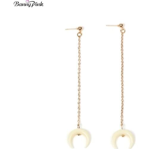 New Punk Resin Crescent Long Studs Earrings For Women Chunky Half Moon Pendant Post Earrings Fashion Jewelry Pendientes Bijoux