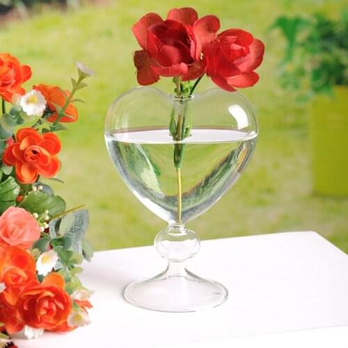 European creative Heart of glass vase artificial blowing vase Home decoration hydroponic glass container Wedding decoration