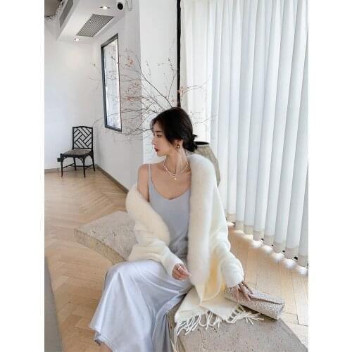 MENINA BONITA 2021 Luxury Winter Ponchos Women Jacke Coat Natural Real Fox Fur Collar Tassel Outerwear Warm Fashion Streetwear