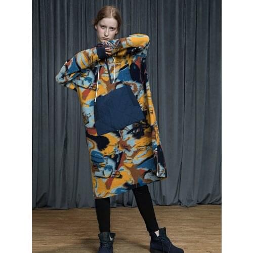 2020 Original Design Autumn Winter Women Personality Abstract Print Thick Warm Casual Loose Wool Hooded Long Dress ropa