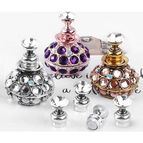 1 Set Retro False Nail Tips Practice Training Display Stand Luxury Crystal Nails Art Holder Acrylic Manicure Showing Shelf Base