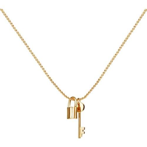 La MaxZa Golden Chains