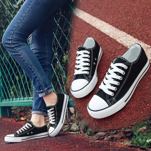 Spring, summer, autumn and winter classic low-help canvas shoes womens shoes high help students and couples small white shoes