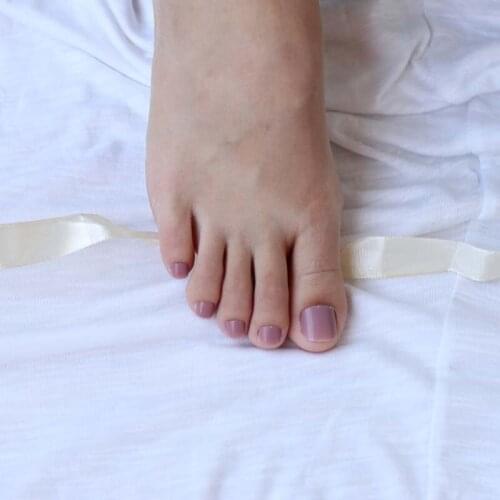 24 Pieces Beautiful Artificial False nails Tips UV Gel Acrylic Nail Art Red-brown #388