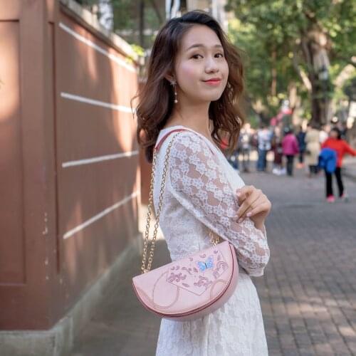 24x13CM New Fashion Handbag Shoulder Bag Genuine Leather Hand-carved Handbags For Women a6990