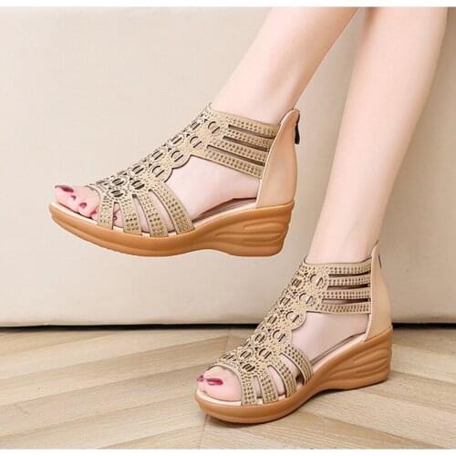 2021 Woman Sandals Women Cyrstal Comfortable Pumps Ladies Fashion Wedges Female Rome Bling Hollow Out Shoes Womens Zip Foot