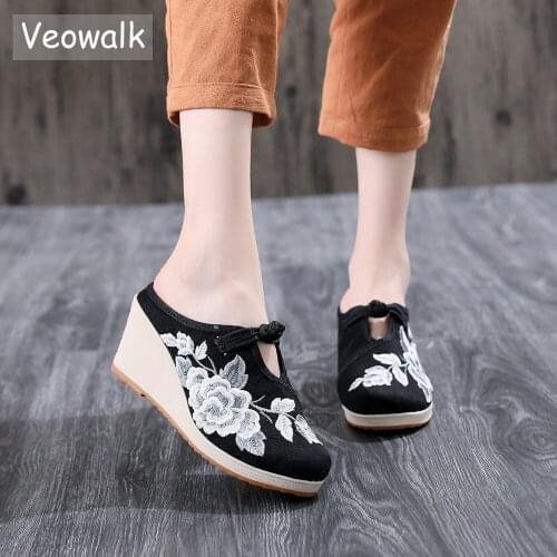 Veowalk Vintage Flowers Embroidered Womens Canvas Mules Slippers Wedge High Heel Ladies Comfort Embroidery Shoes Platforms