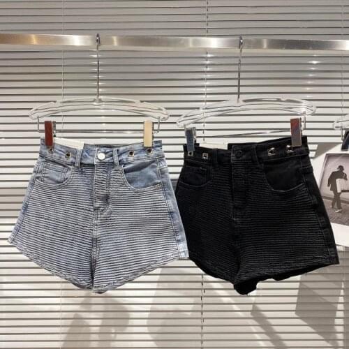 2021 summer new style short fashion casual folds wash water stretch slim straight temperament three-point denim shorts women