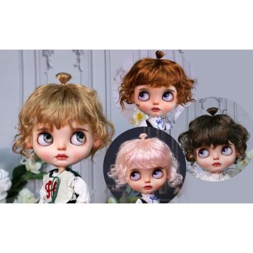 Blythes doll imitation hair fits in a 1/6 size stylish style roll with a small tug-tug imitation mohair wig with carrot gold