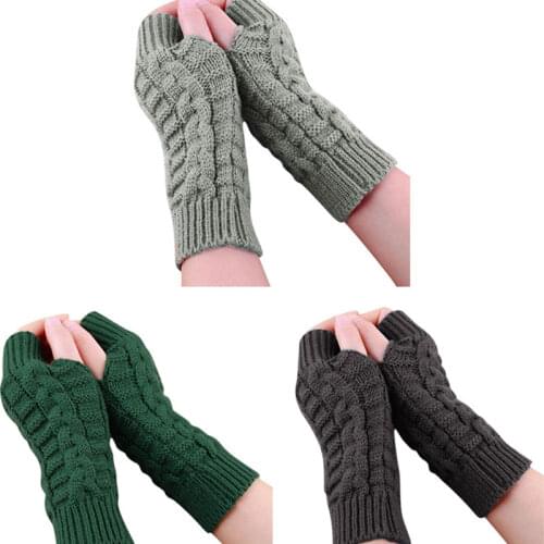 Autumn Winter Arm Warmers Women Combing Fine Wool Fingerless Gloves Thick Soft Knitted Woolen Arm Warmers Thumb-hole Arm Sleeve