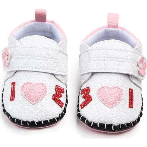 New Newborn Infant Baby Girls Girls Causal Shoes Crib Shoes Leather Heart Print Hook Soft Sole Baby Shoes 0-18M