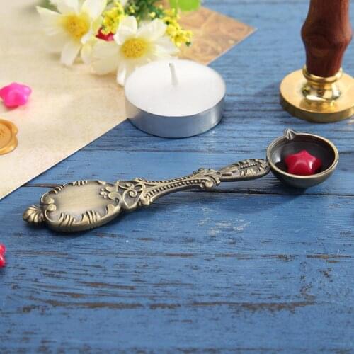Retro Customs Fire Lacquer Seal Manual DIY Pattern Fire Lacquer Sealing Wax Retro Palace Sealing Wax Seal Bronze Spoon