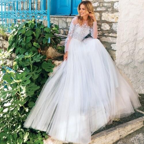 Retro Long Sleeve Bridal Dresses White Lace 3D Flower Fluffy Skirt Wedding Gown No Train Vestido de Novia