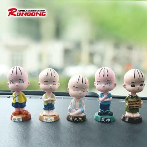 Car pendulum small monk interior adorable tri-wool pendulum resin handicraft shake head doll R-8807